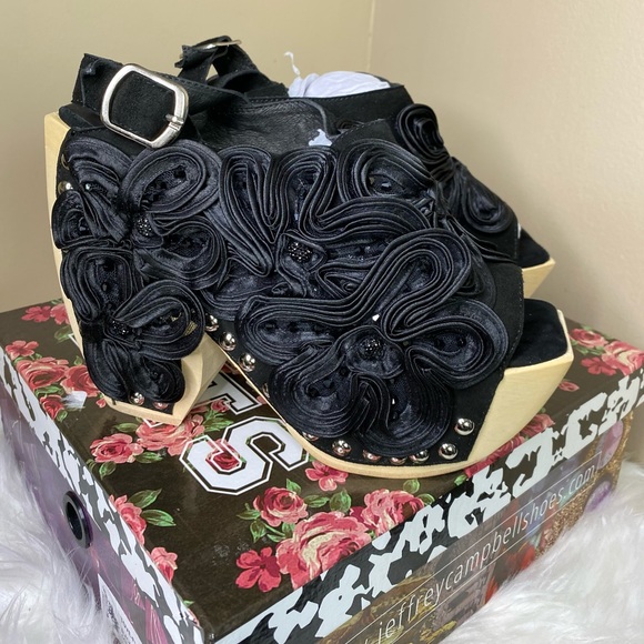 Jeffrey Campbell Vintage Flower Suede Shoes - Picture 3 of 15